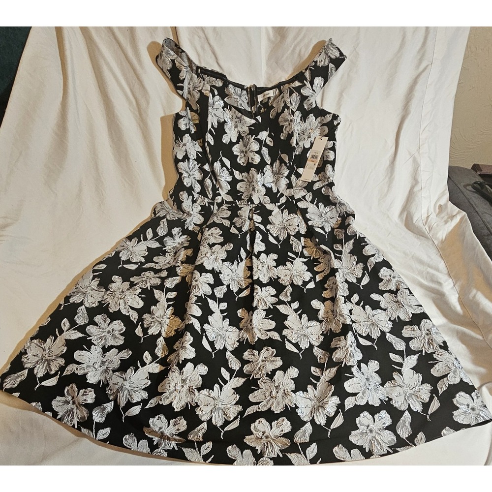 Calvin Klein Black/White/Silver Flowered Sleveless Size 14 New With Tags